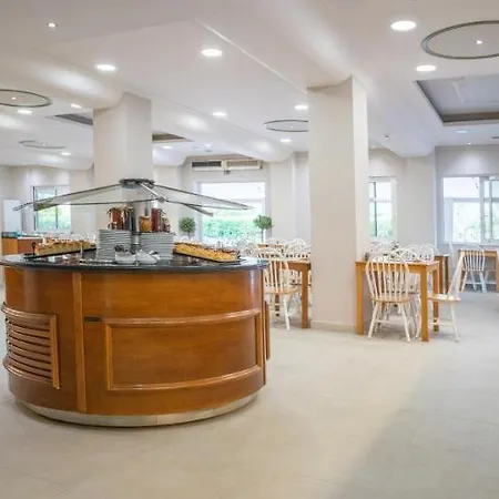 Cnic双子酒店 4*