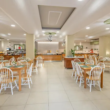 Cnic双子酒店 4*