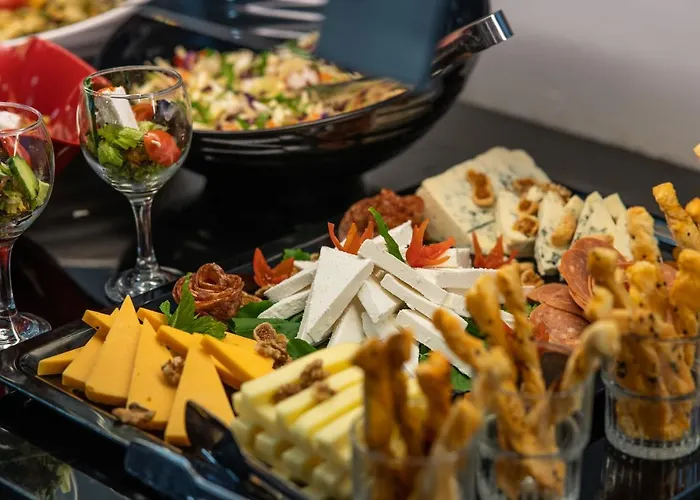 Cnic Gemini Отель