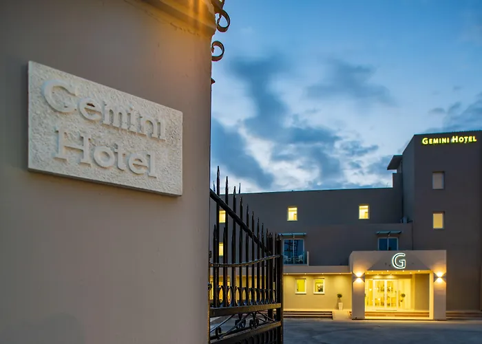 Отель Cnic Gemini
