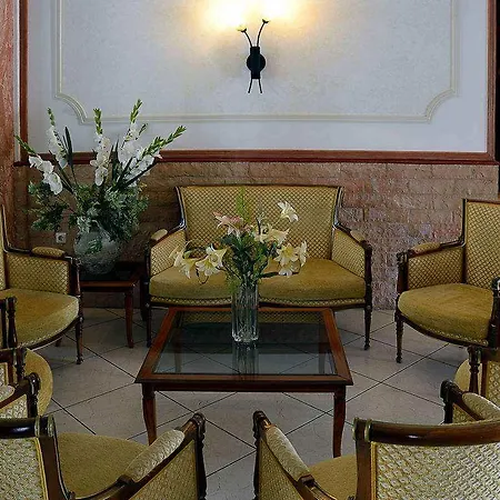 Cnic Gemini Hotel Mesongi