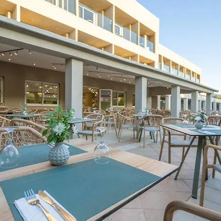 Cnic Gemini Ξενοδοχείο 4*