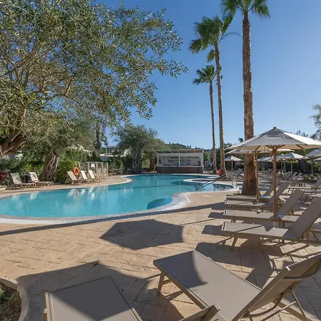 Ξενοδοχείο Cnic Gemini 4*