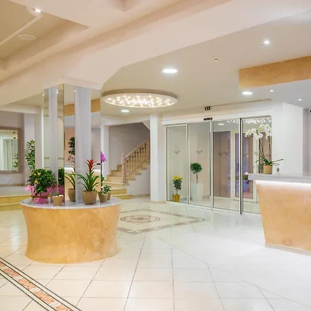 Hotel Cnic Gemini 4*