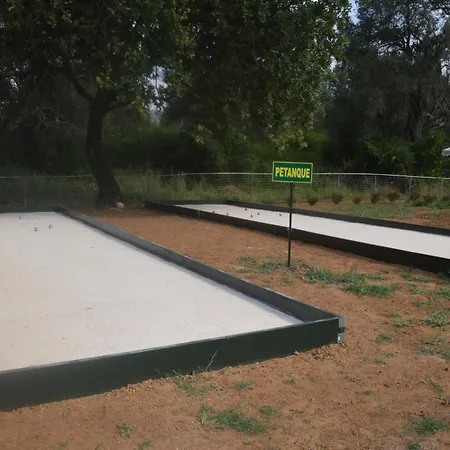 Cnic Gemini מלון 4*