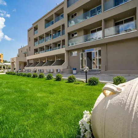 Cnic Gemini Szálloda